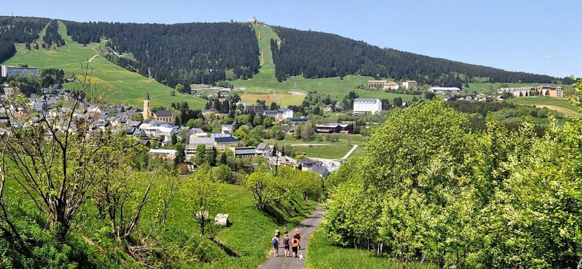 Ferienwohnungen "Am Schloessel" كورورت اوبرويسنثا المظهر الخارجي الصورة